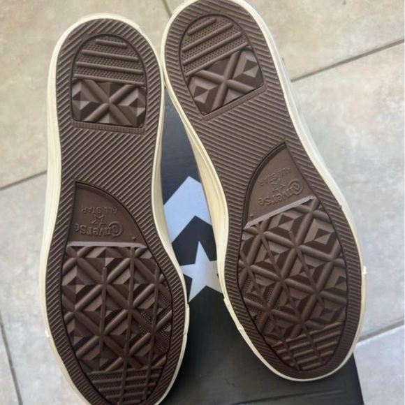 Converse Chuck Taylor 8.5 US Mens - Picture 3 of 4